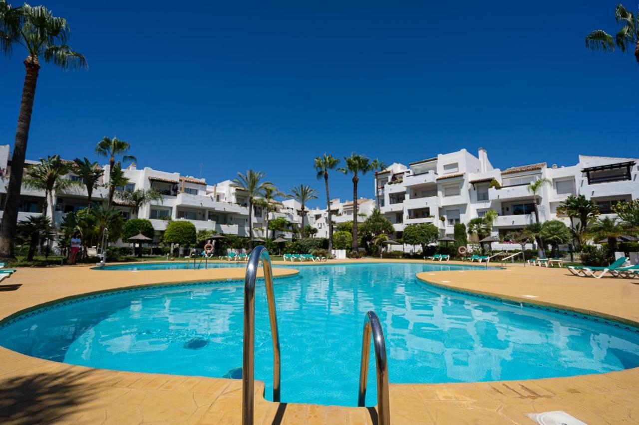 Costalita Beach Apartment Estepona Kültér fotó