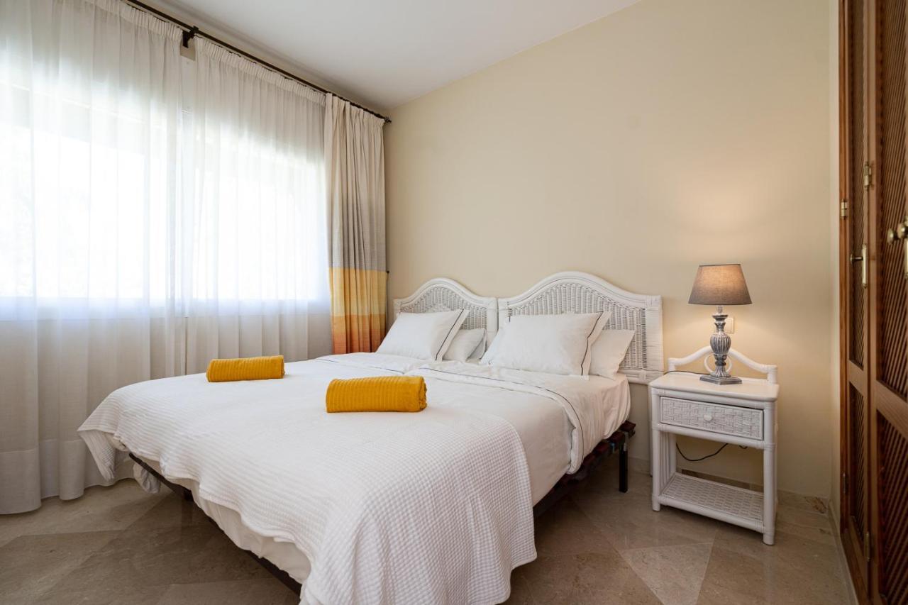 Costalita Beach Apartment Estepona Kültér fotó